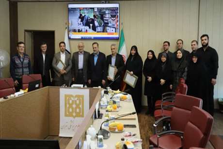 تقدیر رئیس دانشگاه از برگزیدگان طرح صیانت از حقوق شهروندی سال ۱۴۰۱